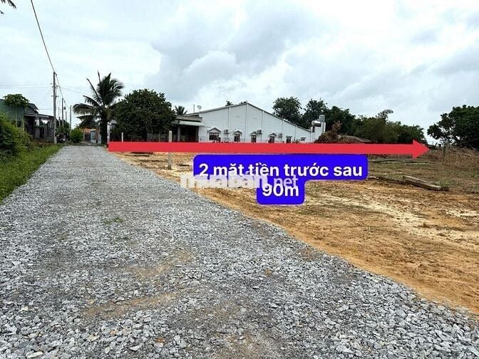 Bán nền 2 mặt tiền đường đá xanh
