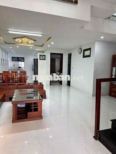 164 CHO THUÊ NHÀ ĐẸP 4PN DIỆN TÍCH LỚN 123M² – CÓ GARA Ô TÔ TRONG NHÀ