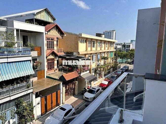 164 CHO THUÊ NHÀ ĐẸP 4PN DIỆN TÍCH LỚN 123M² – CÓ GARA Ô TÔ TRONG NHÀ