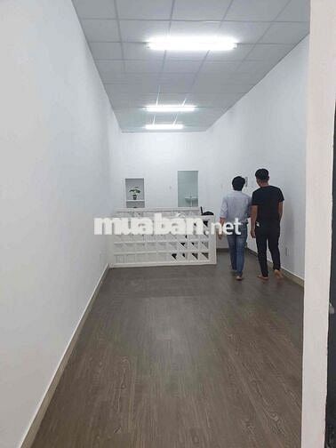 MBKD nguyên căn 3,5x19 trệt 1 lầu trống suốt
