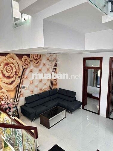 164 CHO THUÊ NHÀ ĐẸP 4PN DIỆN TÍCH LỚN 123M² – CÓ GARA Ô TÔ TRONG NHÀ