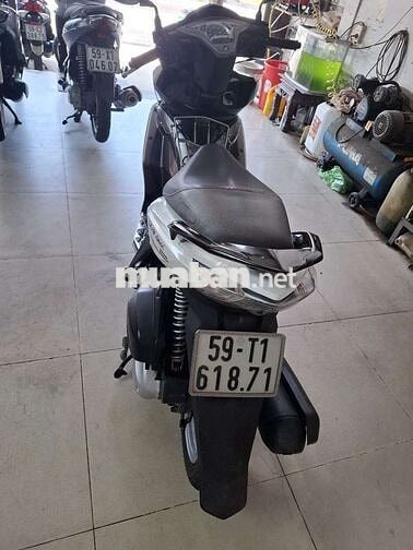 Honda Air Blade 125 Trắng Xám