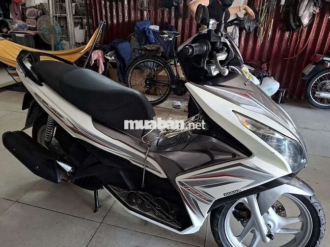 Honda Air Blade 125 Trắng Xám