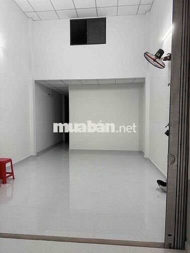 Cho thuê hẻm xe tải Vườn lài 4x20 - lững 10tr