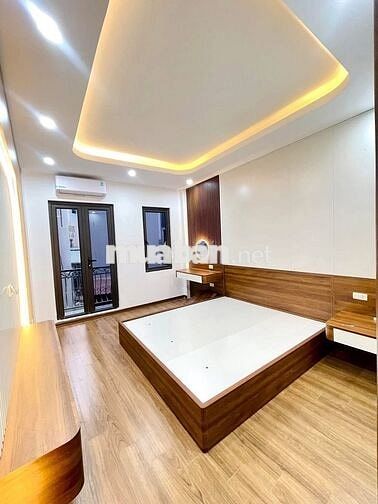 Hộ khẩu Thanh Xuân-6 tầngTHANG MÁY-Gần Royal city-DÂN TRÍ CAO-YÊN TĨNH