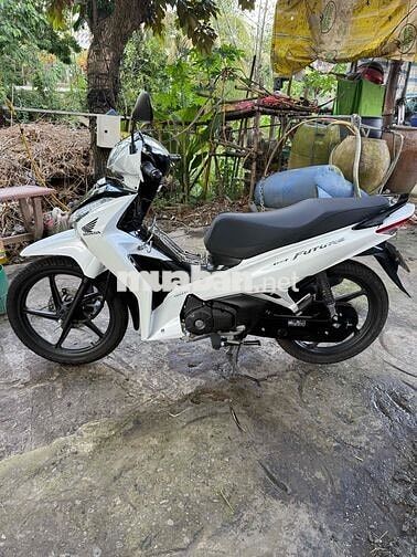 Honda Future 125 Fi 2025 Trắng đen Tự động