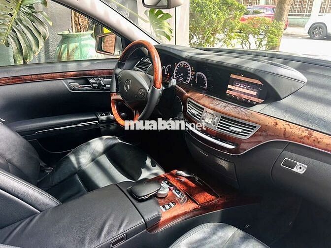 Mercedes S500 2011 87000 km Xám