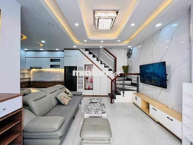CHO THUÊ NHÀ QUANG TRUNG NGAY EMART PHAN HUY ÍCH CHỈ 12TR