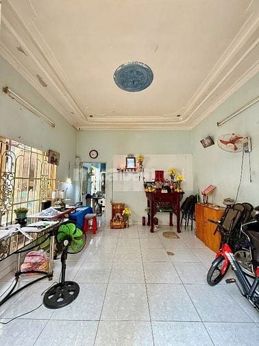 Thu nhập sẵn 10 triệu/tháng, nhà góc 2 mặt hẻm xe hơi tại KDC Phú Lợi