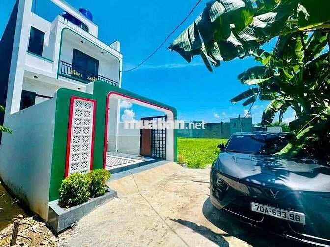 Nhà Phố Hiện Đại Ngay Trung Tâm Đã Hoàn Công
