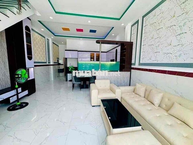 Nhà Phố Hiện Đại Ngay Trung Tâm Đã Hoàn Công
