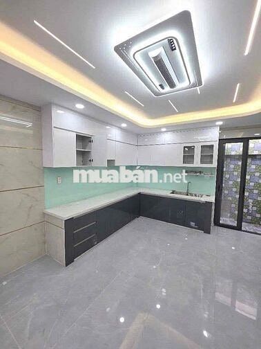 Bán nhà Khu khu Tên Lửa  hẻm 8m 5 tầng td 4x17 không lộ giới 5pn 6tole