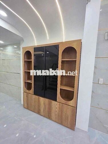 Bán nhà Khu khu Tên Lửa  hẻm 8m 5 tầng td 4x17 không lộ giới 5pn 6tole