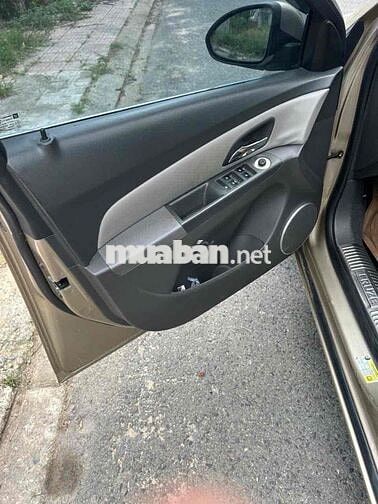 Chevrolet Cruze 2011 1.8 Tự động Vàng cát