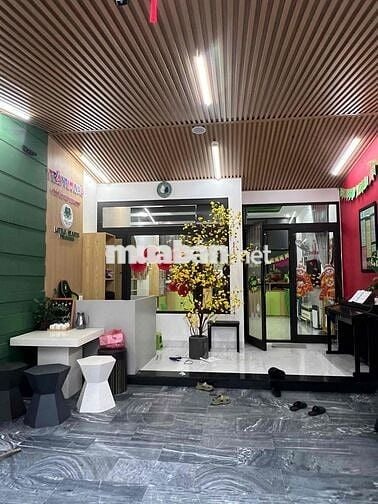 Cần tuyển cấp dưỡng, đầu bếp cho trường mầm non