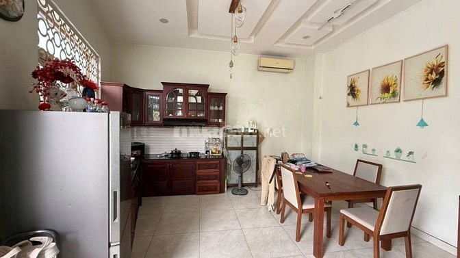 NHÀ ĐẸP 3 TẦNG NGAY ĐƯỜNG DÂN CHỦ - DÂN TRÍ CAO KHU VIP BÌNH THỌ -