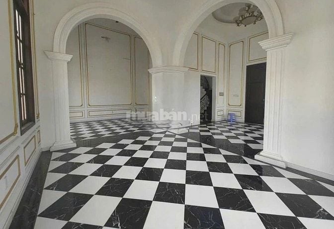 Cho thuê Biệt thự Sân Vườn 6/ Nguyễn Ư Dĩ, Q2 -DT: 20m x41m (2 Lầu)