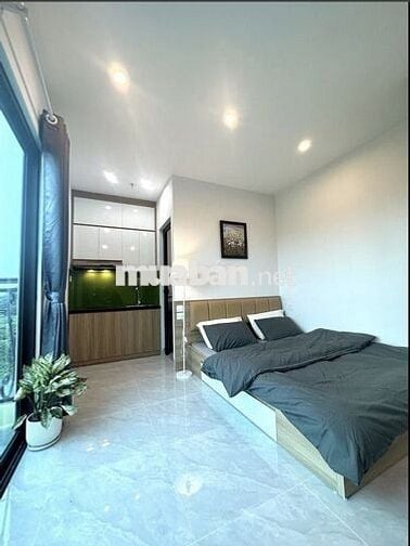 Cho thuê phòng ban công full nội thất gần toà nhà viettel - đh kinh tế
