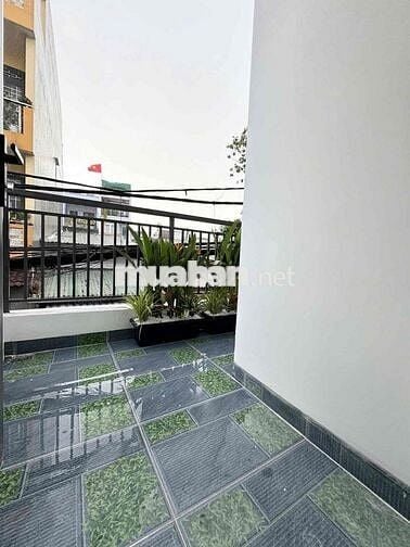 Bán nhà 26/3 Kế bên Eon Tân Phú Hẻm 8m 3 tầng 5x13 không lộ giới 3pn