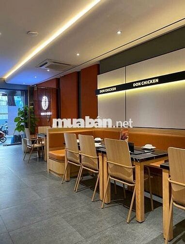 CHO THUÊ GÓC 2 MẶT TIỀN 200M2 TRUNG TÂM QUẬN TÂN PHÚ