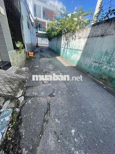 Cho thuê nhà 4x14m, 2 lầu, 3pn HXH, sát Trường Chinh, ĐHT, Q12