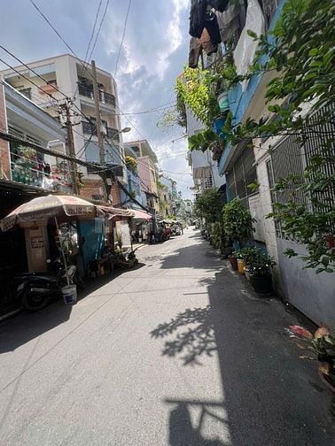 BÁN GẤP NHÀ HẺM XE HƠI LÊ THỊ RIÊNG TRUNG TÂM QUẬN 1
