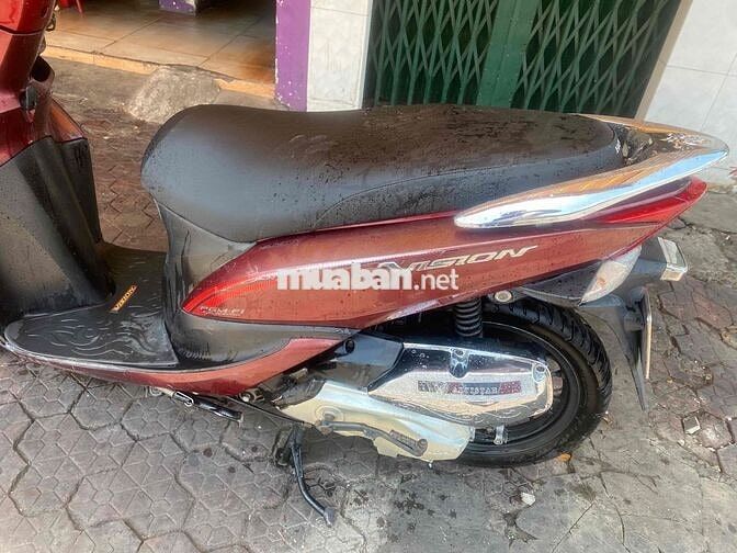 Honda Vision đỏ
