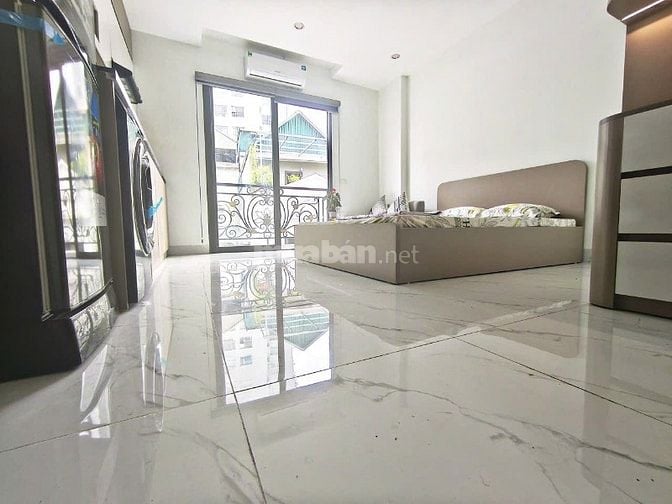Cho thuê Studio Trung Kính-Cầu Giấy-nội thất cao cấp-ban công thoáng 