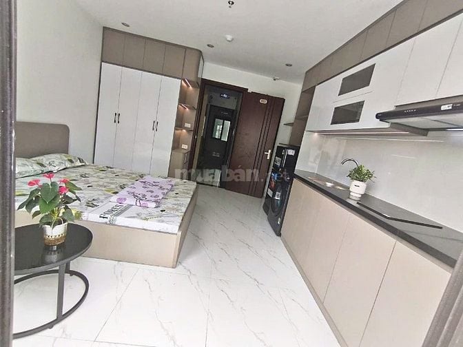 Cho thuê Studio Trung Kính-Cầu Giấy-nội thất cao cấp-ban công thoáng 