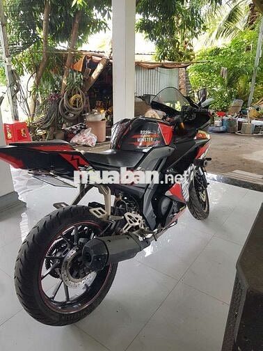 Yamaha R15 V3 Đen, Đỏ