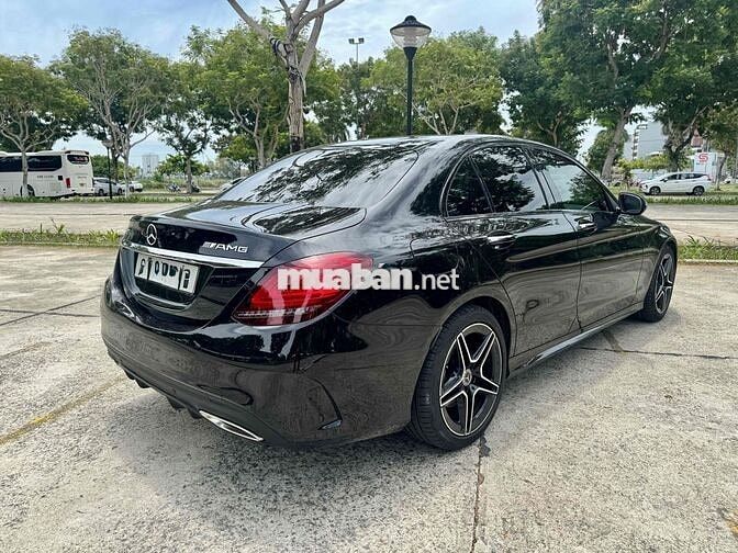 ⭐️ Mercedes-Benz C300 AMG 2021 2 vạn