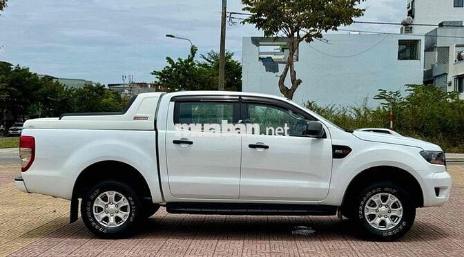 Ford Ranger 2022 XLS 2.2L AT 8 vạn Trắng