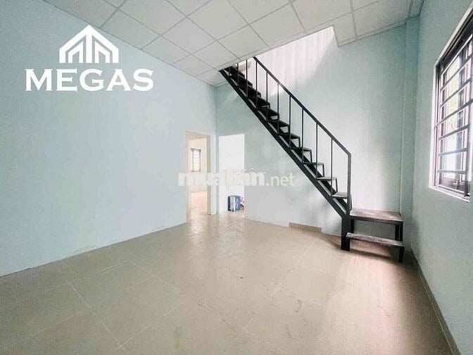 CHÍNH CHỦ CHO THUÊ NHÀ 1 TRỆT 1 LẦU Ở GIA ĐÌNH 40M2 NGAY CHỢ TÂN HƯƠNG
