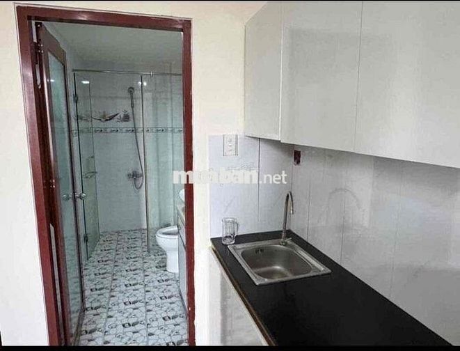 PHÒNG STUDIO CỬA SỔ TRỜI SIÊU THOÁNG NGAY CHỢ NGUYỄN SUÝ - TÂN HƯƠNG