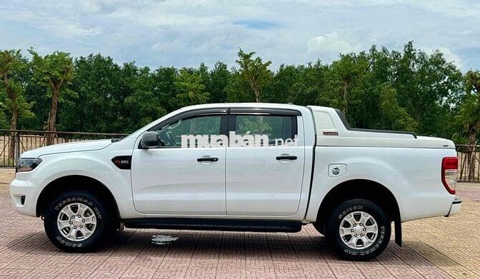 Ford Ranger 2022 XLS 2.2L AT 8 vạn Trắng