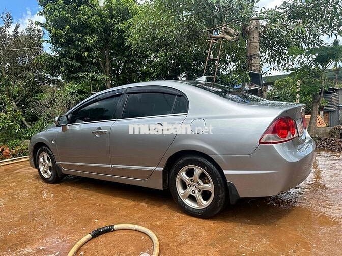 Honda Civic Bạc 5 chỗ Xăng