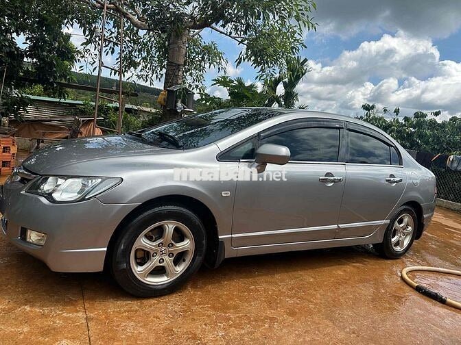 Honda Civic Bạc 5 chỗ Xăng
