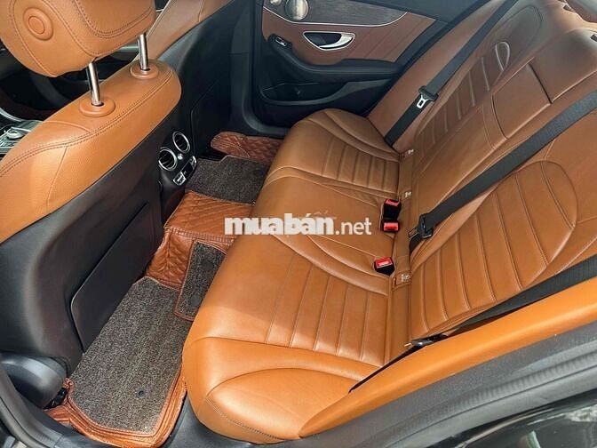 ⭐️ Mercedes-Benz C300 AMG 2021 2 vạn