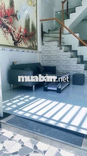 Chính Chủ Cần Bán Gấp Căn Nhà Gần BXQ8 Giá 3tỷ2 Sổ Riêng Để Trả Nợ 