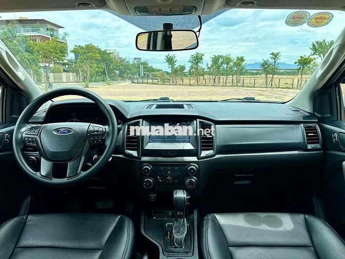 Ford Ranger 2022 XLS 2.2L AT 8 vạn Trắng