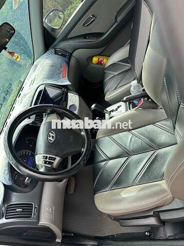 Hyundai Avante Trắng Tự động Xăng