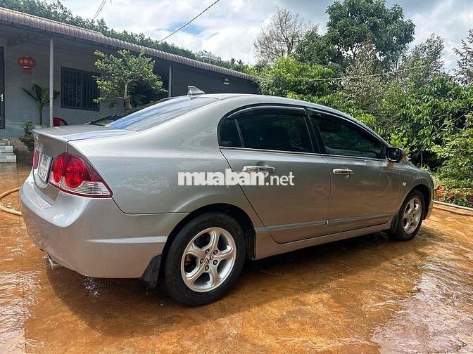Honda Civic Bạc 5 chỗ Xăng