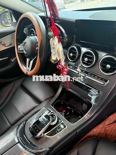 Mercedes-Benz C180 2020 Trắng