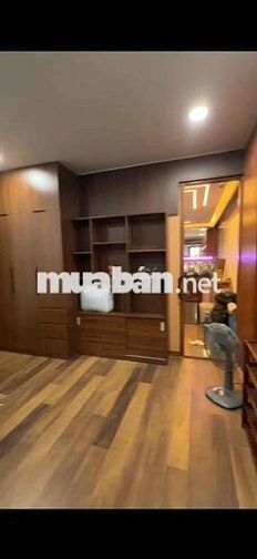 Cần sang lại HĐ căn hộ dịch vụ full nội thất