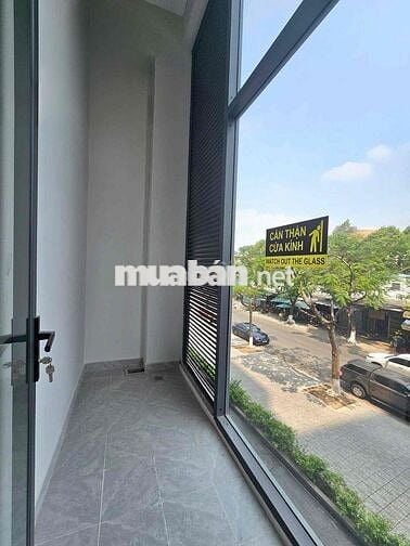 CHO THUÊ SHOPHOUSE NGAY KHU TRUNG TÂM THƯƠNG MẠI A6A7. QUANG VINH