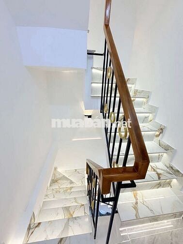 🏠 NHÀ SÁT MT HOÀNG DIỆU- DTSD 69M - SHR- CHỈ 5.59 TỶ