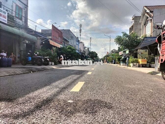  🆘 loaloa nhà đẹp bán gấp giảm sốc 300t. chỉ còn 5,58 tỷ thôi nhanh ạ 