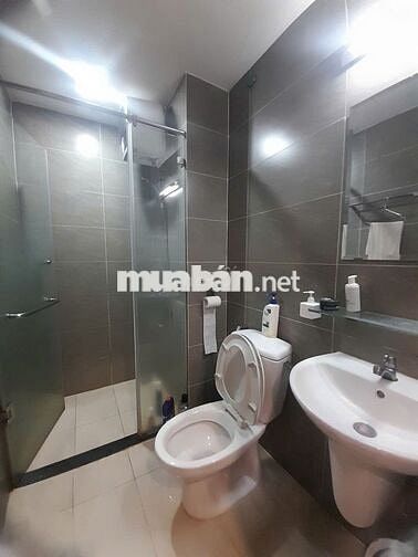 Cho thuê Green River Dt72m2 2PN 2WC full nội thất view sông tại quận 8