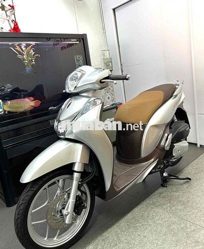 Honda SH Mode 2019 Bạc
