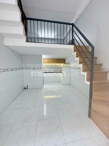 Nhà trệt , lửng 2 lầu đầy đủ nội thất ở Lê Văn Lương Nhà Bè